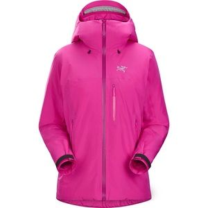 Arcteryx Beta Insulated Jacket in Techno XS